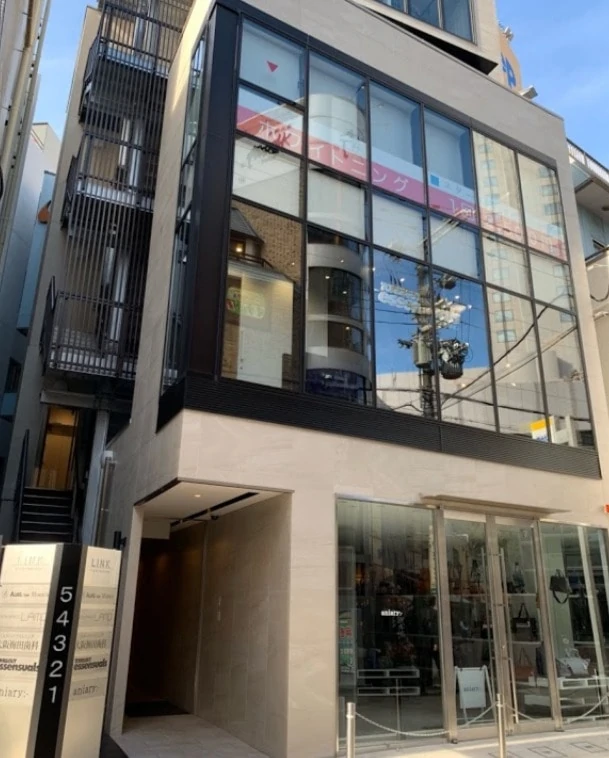 スターホワイトニング大阪梅田歯科