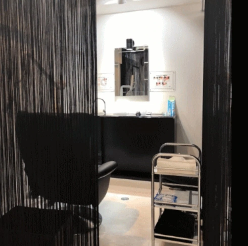 ホワイトニングバー名古屋栄店の画像